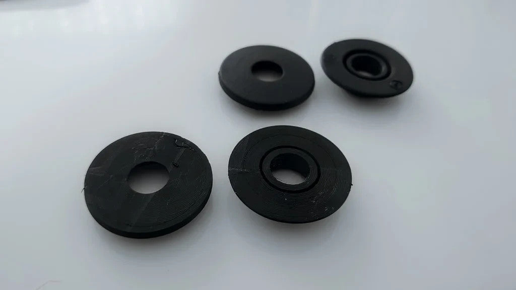 2x Floor Mat Retaining Clips Holders for VW Vehicles Carpet Fasteners Black