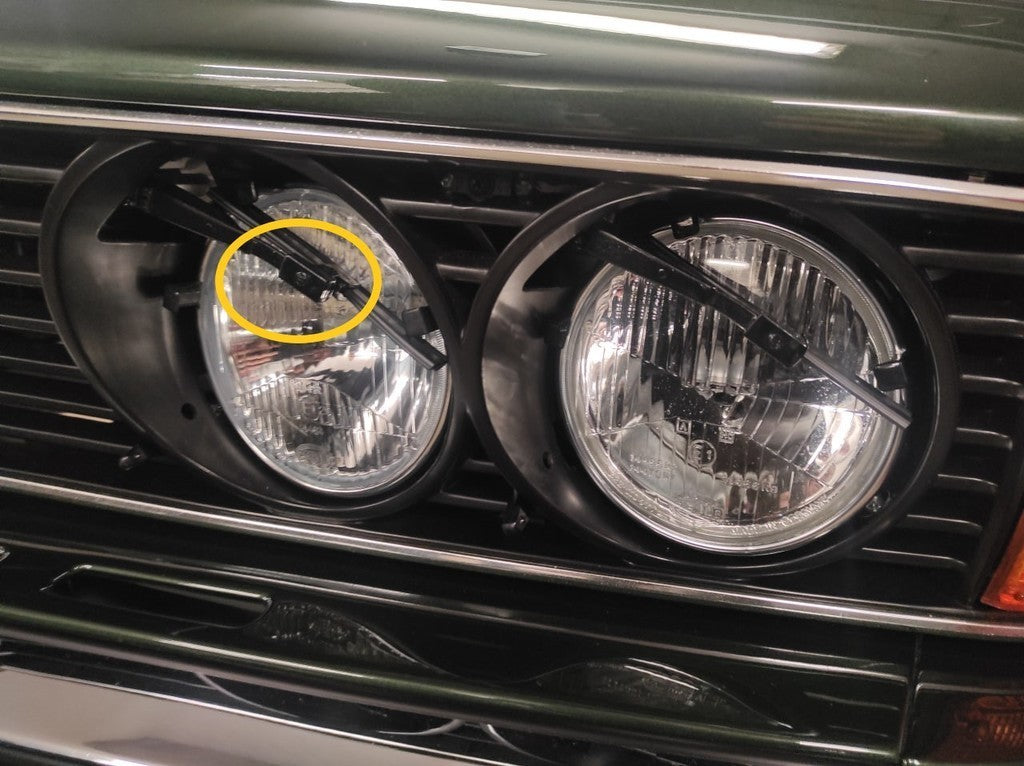 2x BMW Spotlight Wiper Holder – Replacement Mount Bracket