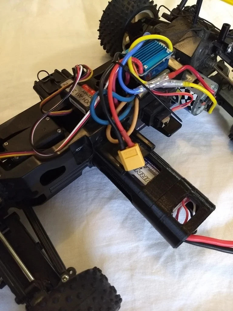Adapter Case for Tamiya RC Cars (For LiPo 2S 2200 mAh Battery)