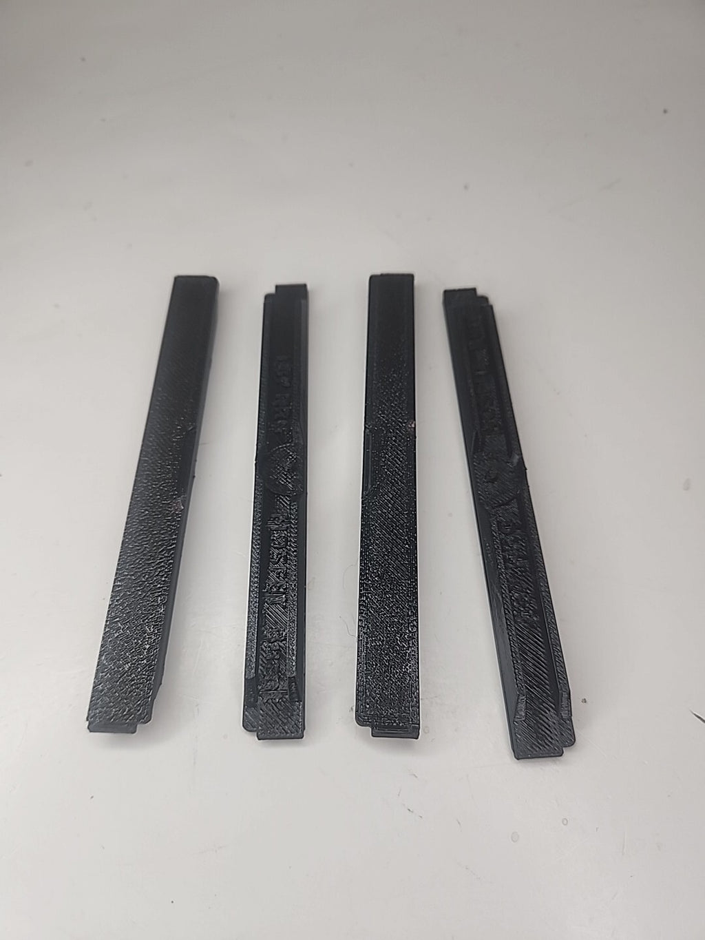 BMW E90 E87 Roof rack slot cover (4-Pack)