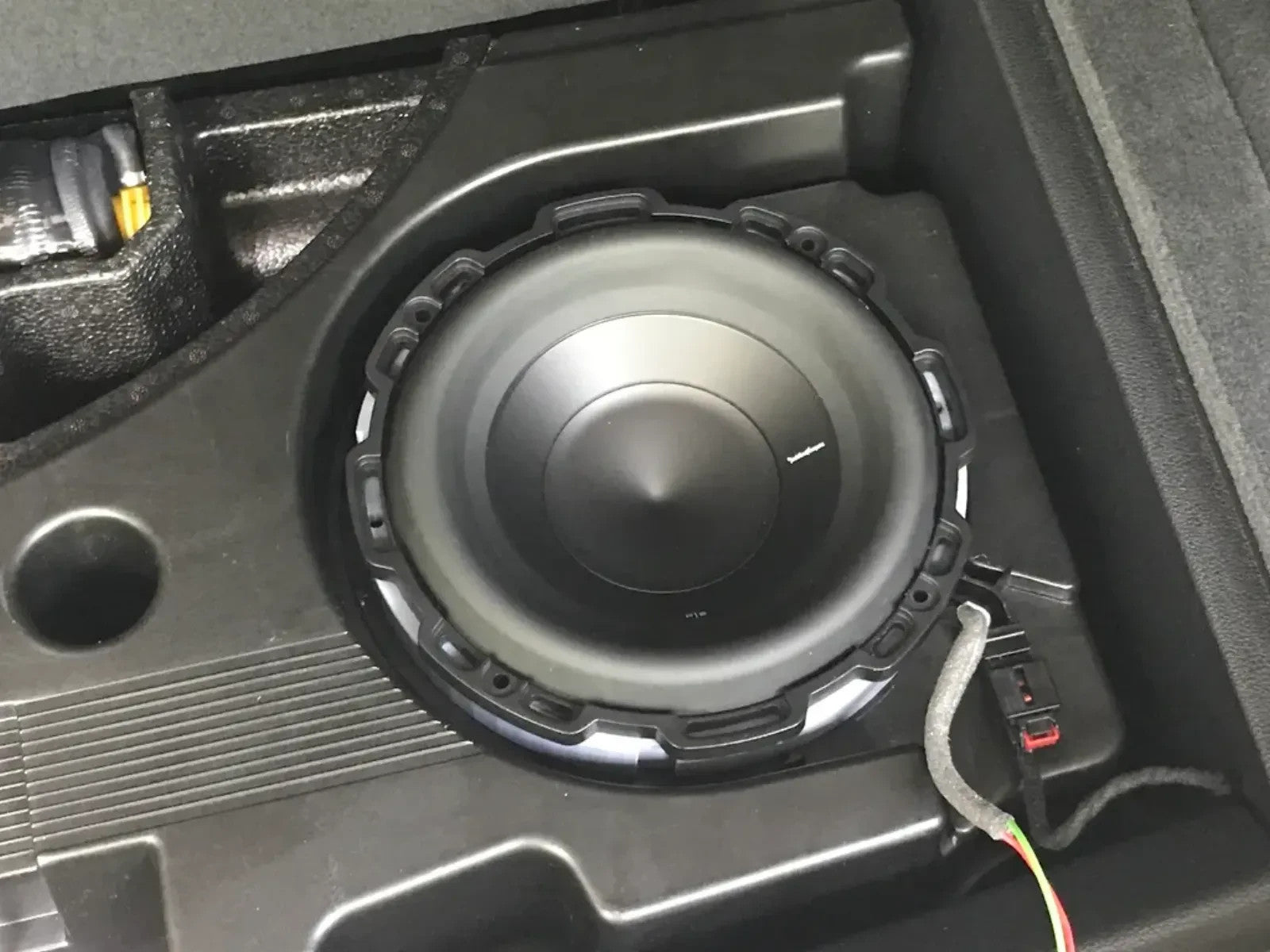 8 Inch Subwoofer Adapter For 17-18 Audi Q7