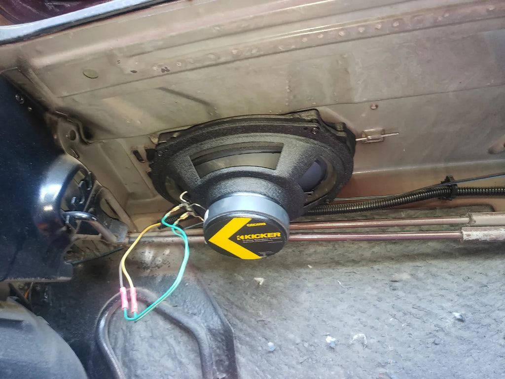 Left + Right GM G Body Rear Deck 4 x 10 to 6 × 9 Speaker Adapter Set