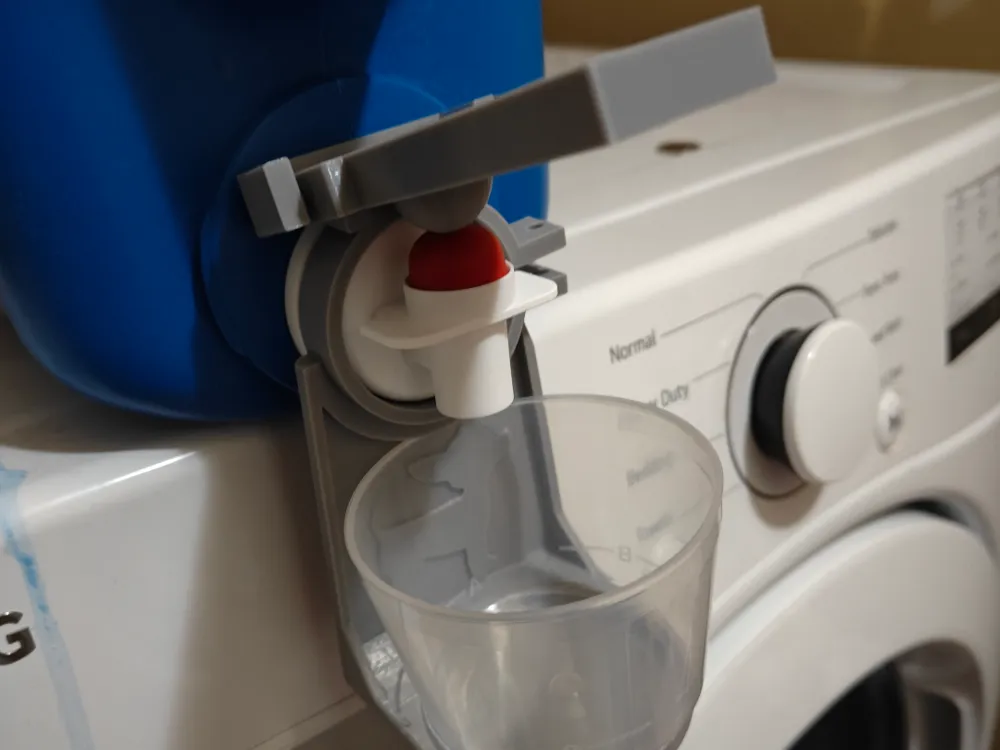 Laundry Detergent Cup Holder With Dispenser Handle