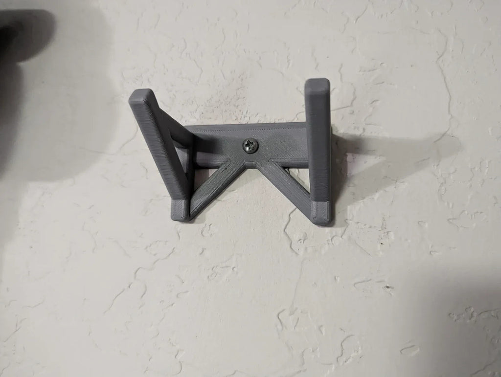RC Car Remote Controller Wall Hanger – Neat RC Transmitter Mount