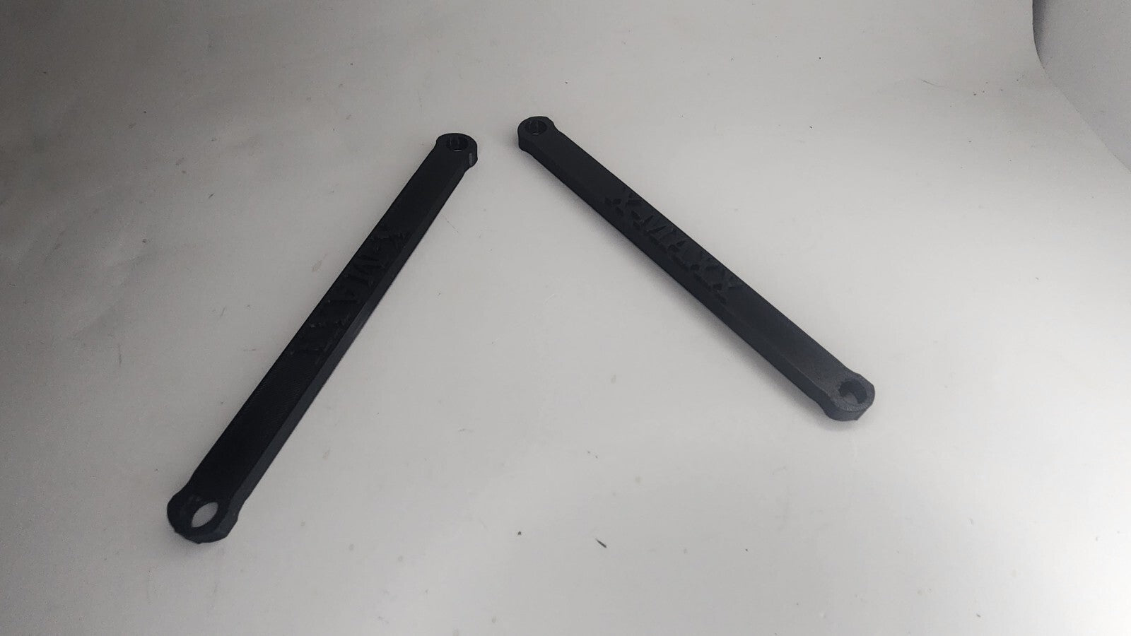 Rugged Replacement Front Steering Rod Black for 1/5 Traxxas XRT / X-Maxx