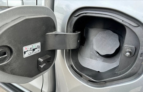 2023+ GMC Canyon/Chevy Colorado Capless Fuel Cap and holder