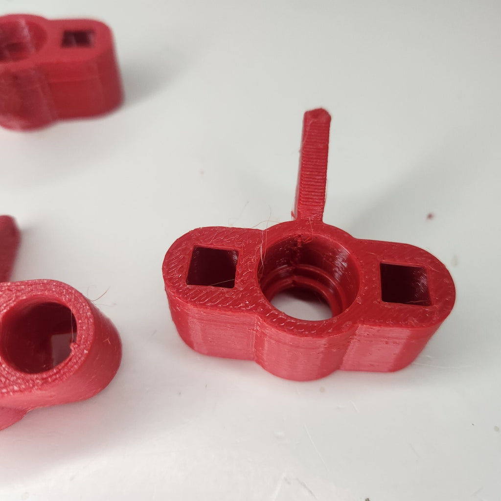 Traxxas T / E-Maxx 4910 3906 Steering Knuckles Axle Carriers Blocks Hubs