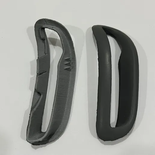 L + R Front Seat Belt Cover For Mercedes Benz W208 W209 CLK