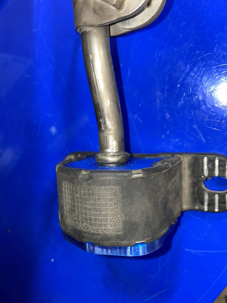Exhaust Bushing Insert 18307811949 for 09-11 E90 BMW 335d