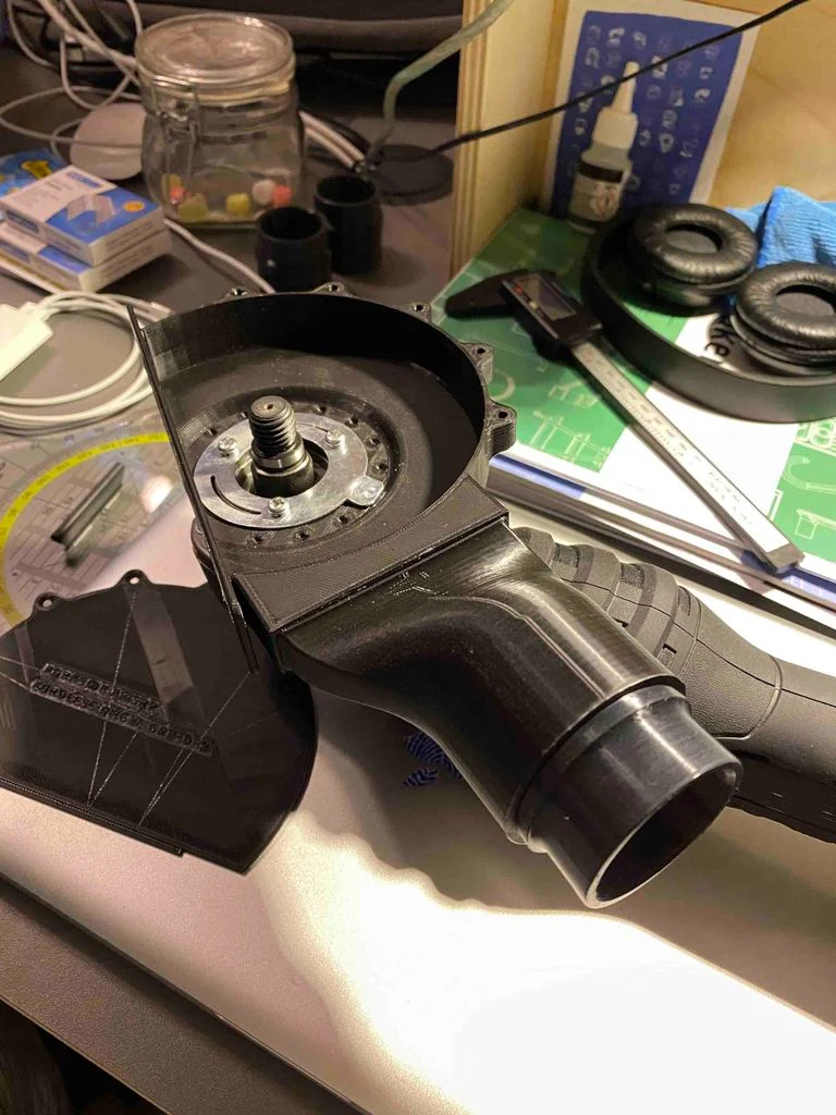 Dust extractor Parkside 20V angle grinder