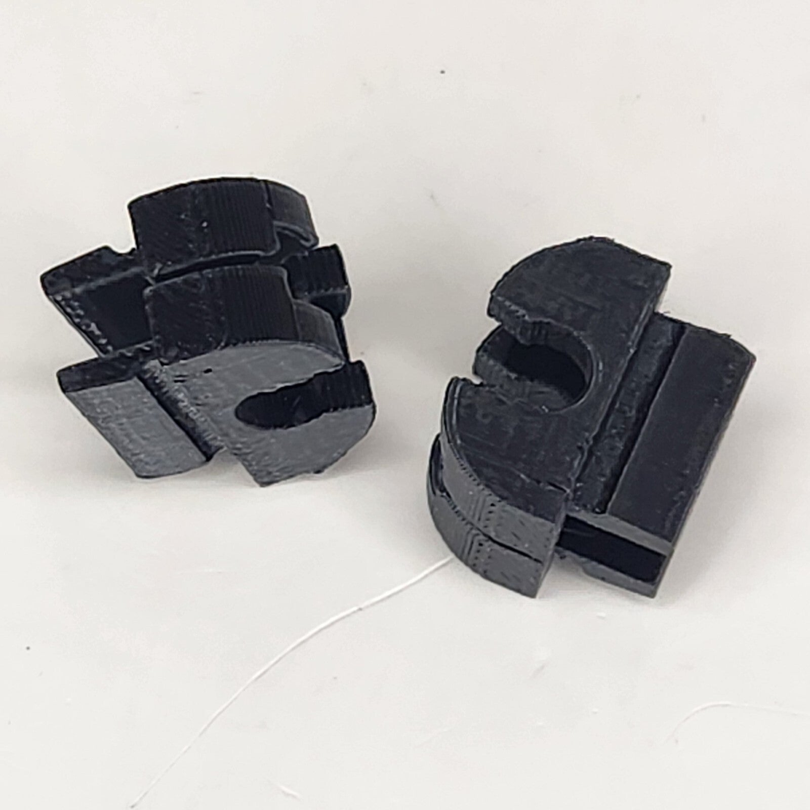 2x BMW Genuine E30 E36 3-Series Accelerator Cable Guide Clip To Throttle Housing