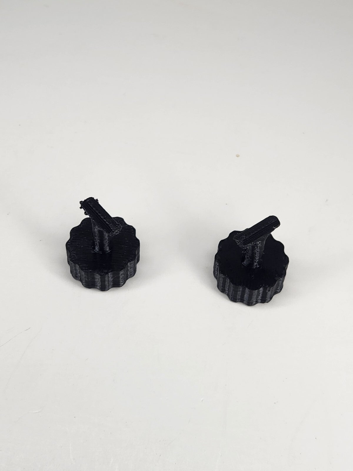 5x BMW E34 Saloon Boot Trunk Trim Cover Twist Lock Screw 51478102980