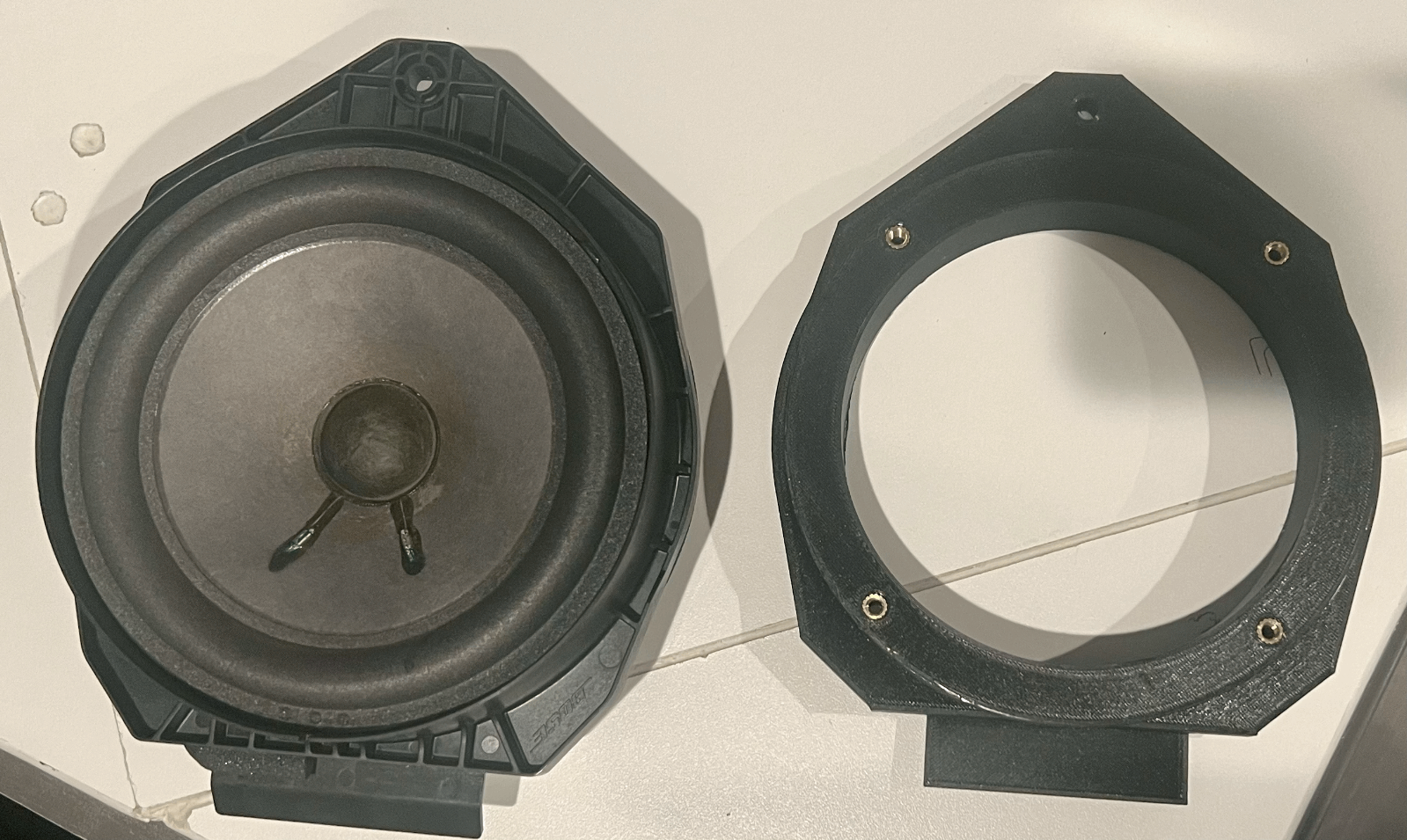 Pair of 6.5″ Front Door Speaker Adapter For GMC / Chevy (2007-2013)