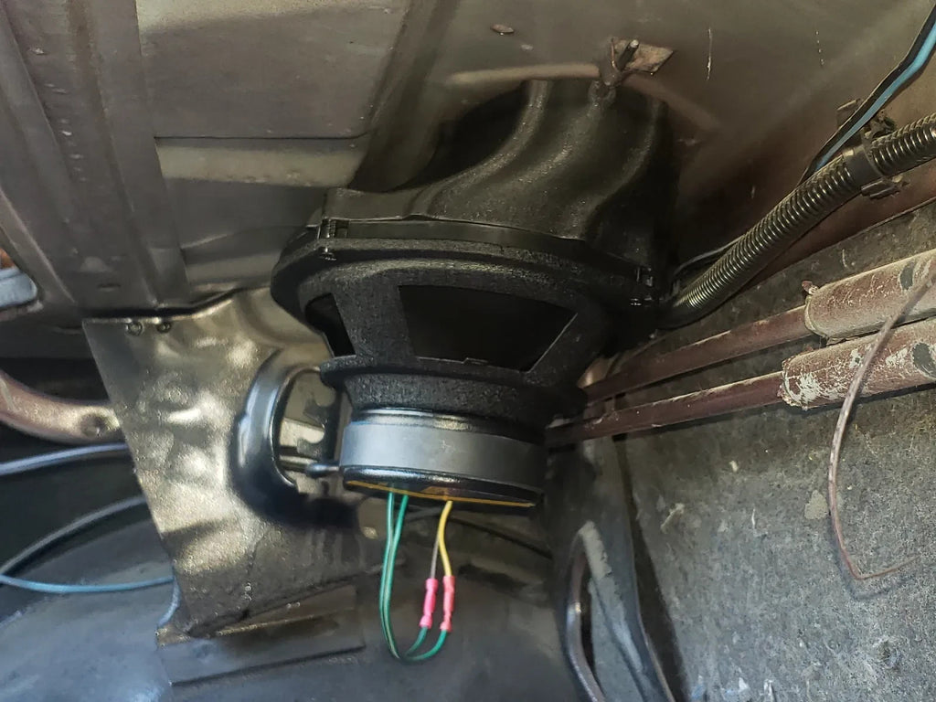 Left + Right GM G Body Rear Deck 4 x 10 to 6 × 9 Speaker Adapter Set
