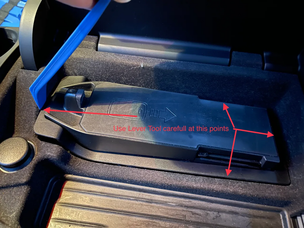 BMW i8 Snap In Wireless Phone Charger Upgrade