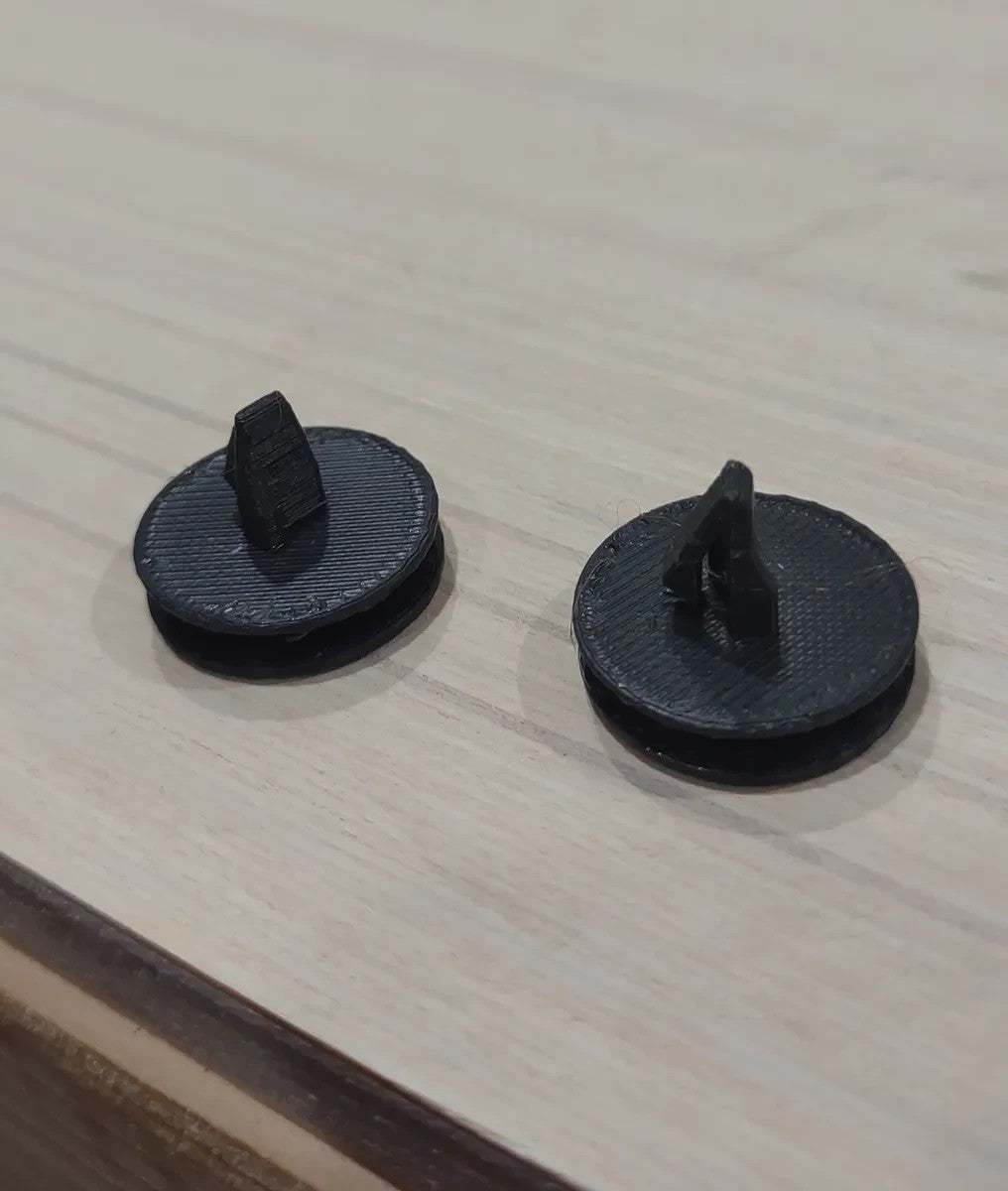 5pcs. Windshield Cowl Edge Plastic Clip for Lexus CT200h Trim Fastener Black
