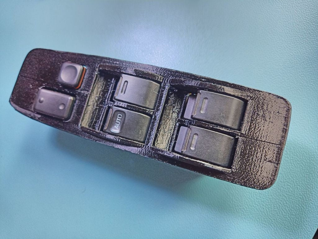 Toyota Camry / RAV4 1992 Master Window Switch Frame – Console Trim Cover