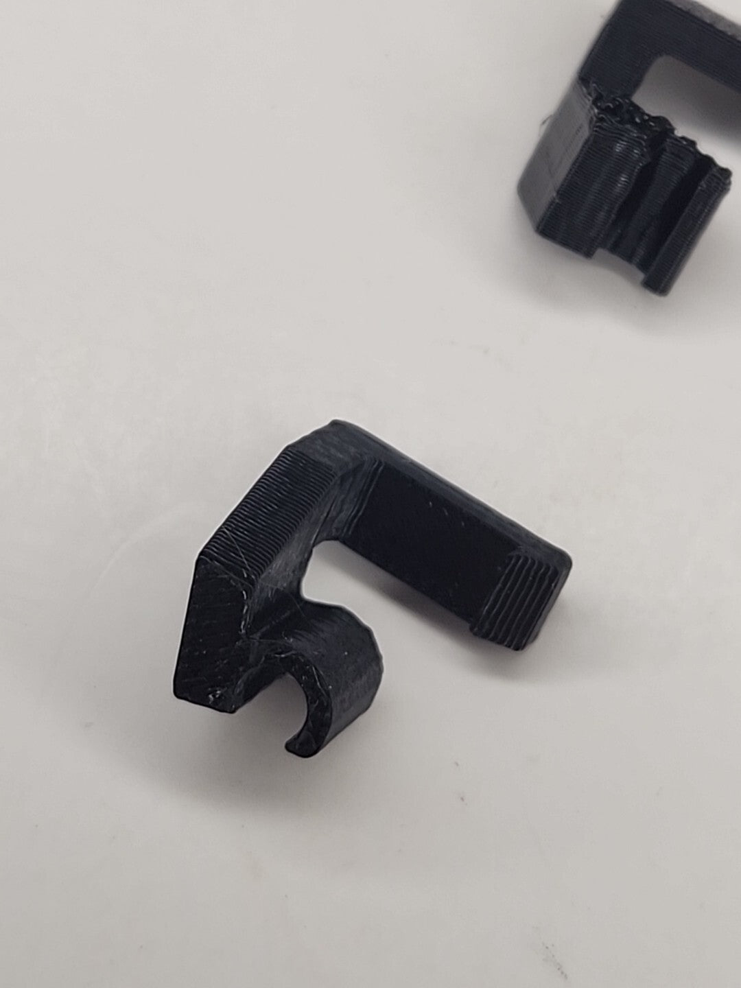 2x PAIRS BMW e36 Sunroof Water Channel Clips LEFT AND RIGHT