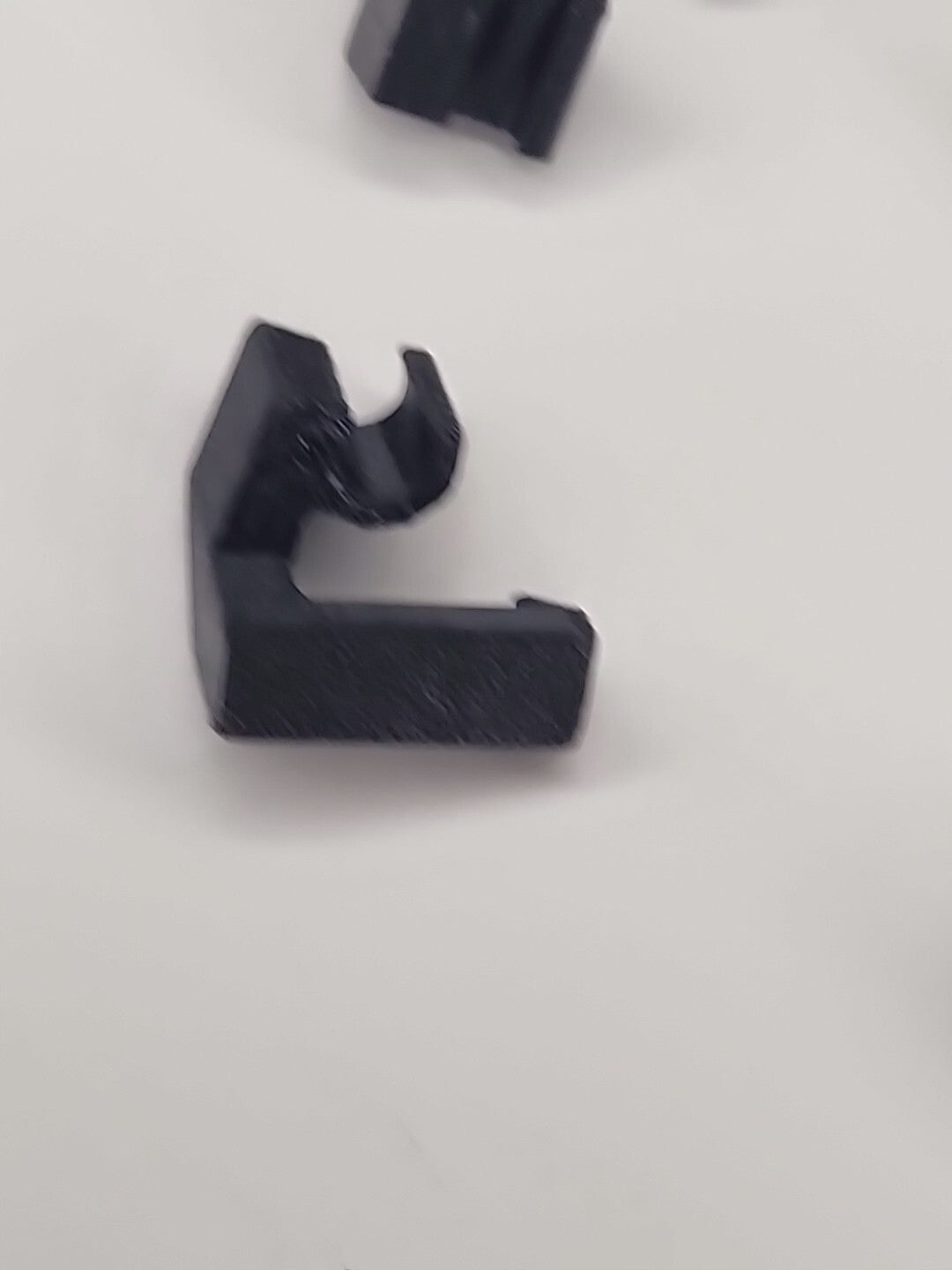 2x PAIRS BMW e36 Sunroof Water Channel Clips LEFT AND RIGHT