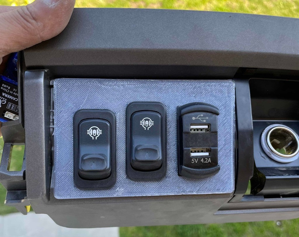 Front Dash Ashtray Switch Panel Trim for Lexus GX470 2003–2009 -Black color