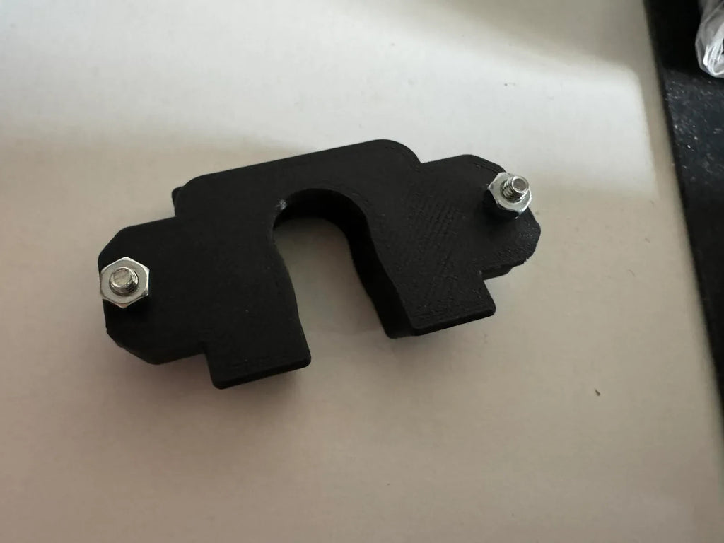 2x Ford Fiesta & Focus Trunk Shelf Clip – Trunk Parcel Shelf Retainer
