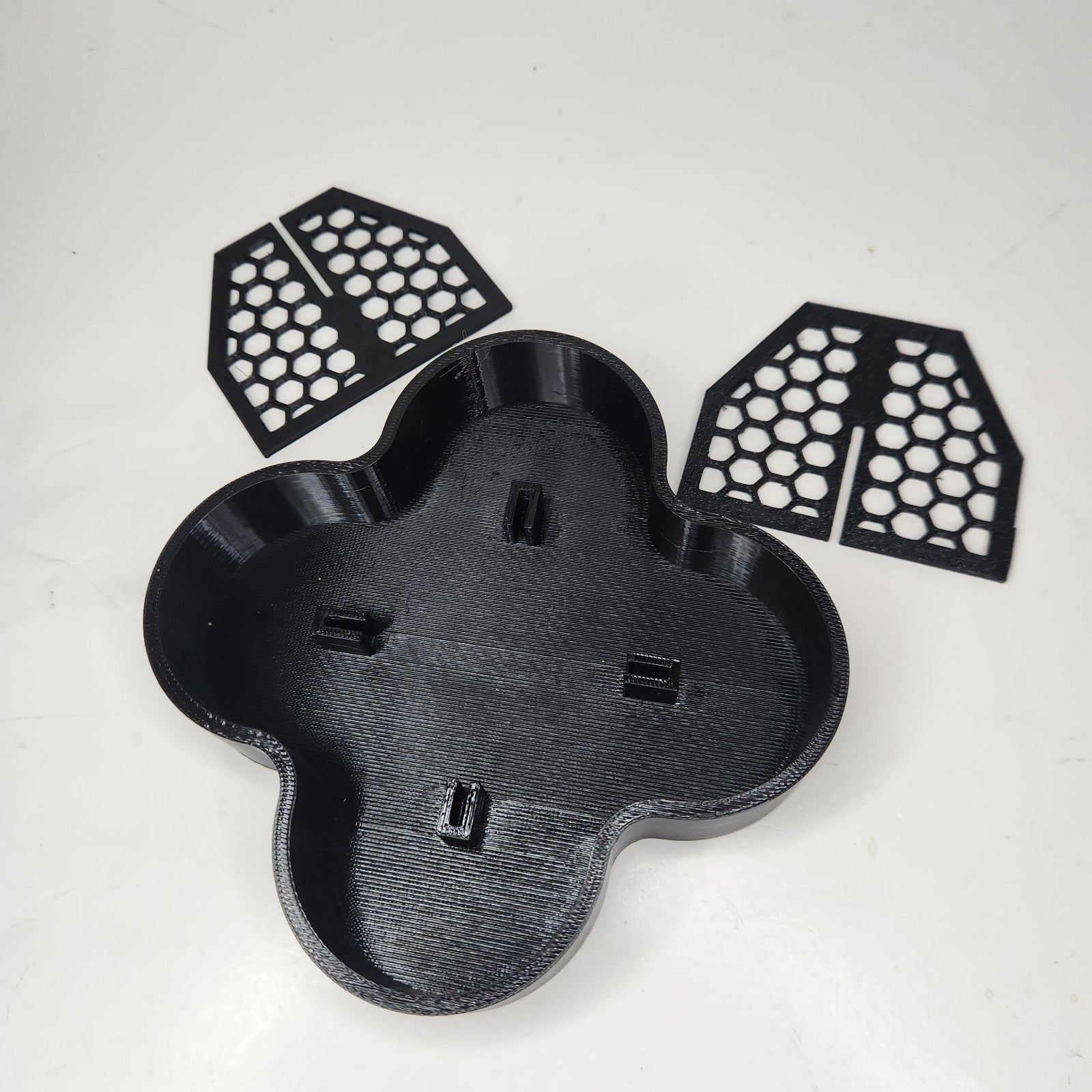 Small Bug Fountain for Reptiles Bug Tower Reptile Feeder